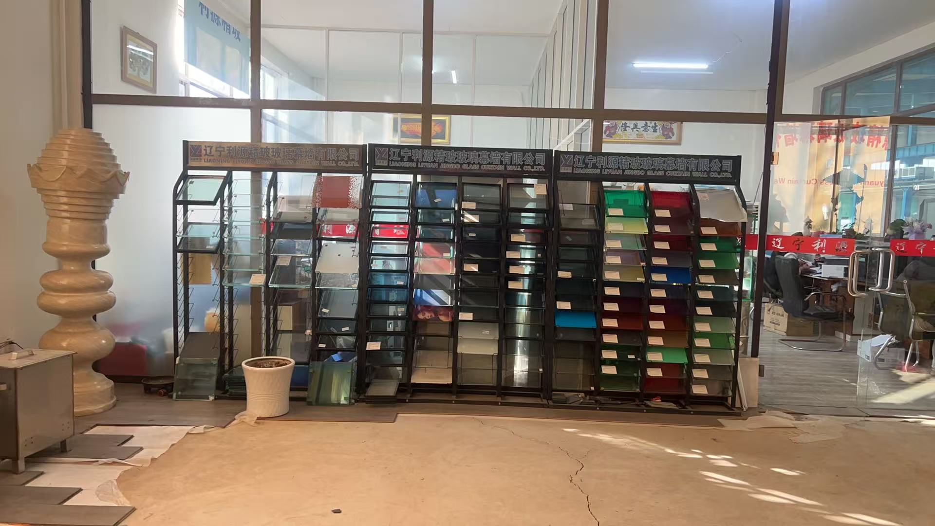 鸡西市工程玻璃批量采购钢化玻璃 - 厂家